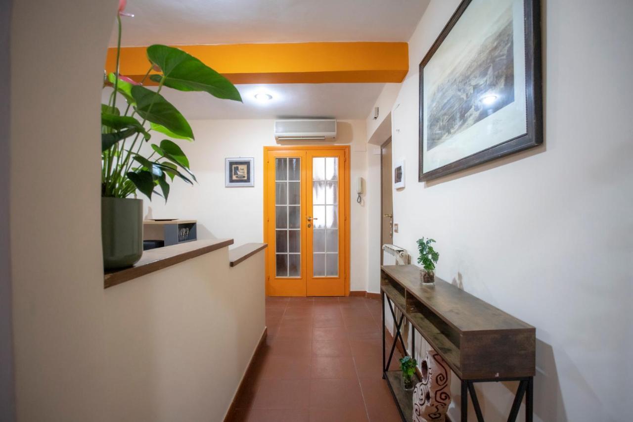 Homehouse Serpenti - Colosseum - Rione Monti Roma Exterior foto